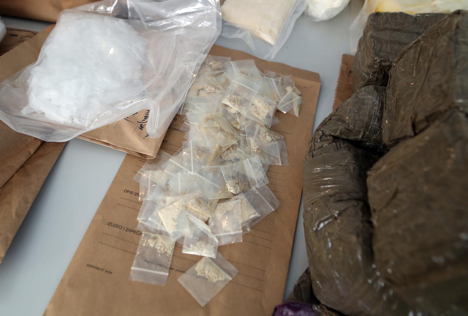 23.02.2022., Zagreb - U PU zagrebackoj dovrseno je kriminalisticko istrazivanje u kojemu je pronadjeno vise od 12 kg kokaina, 69 kg marihuane i vise od 36 tisuca tableta MDMA (ecstasyja). Photo: Zeljko Lukunic/PIXSELL