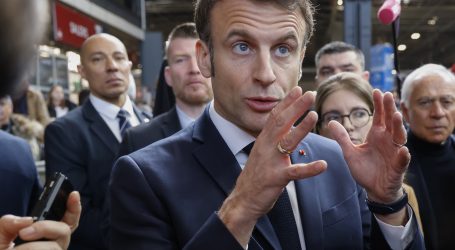 Macron podržava uvrštenje prava na pobačaj u francuski ustav