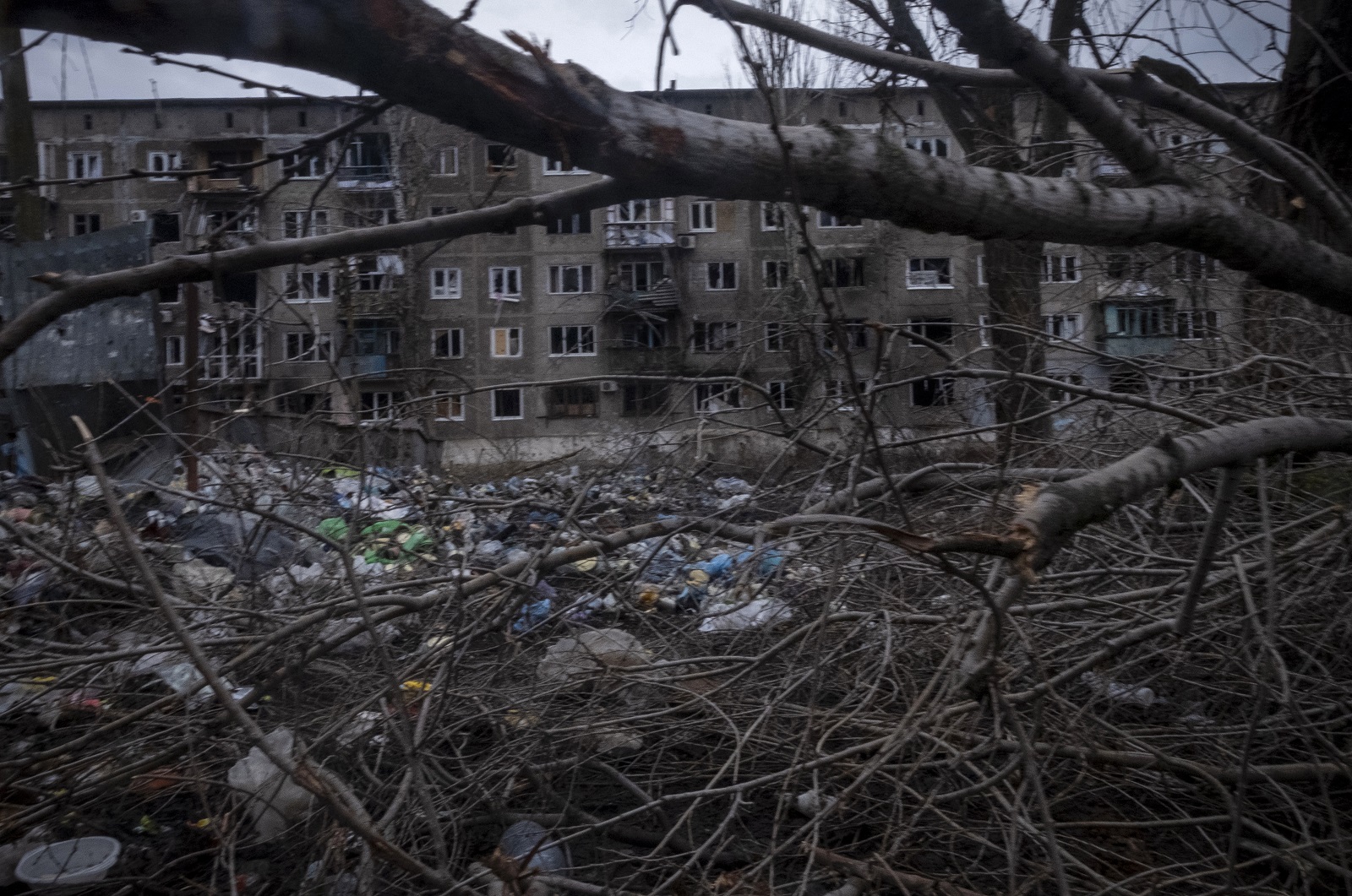 epa10492629 A view of destroyed and partially burnt out appartments of a building in Vuhledar, eastern Ukraine, 26 February 2023. The heavily destructed and embettled town is under constant Russian artillery bombardment. Vuhledar is only linked by a mud road that is within reach of Russian positions. Russian troops entered Ukrainian territory on 24 February 2022, starting a conflict that has provoked destruction and a humanitarian crisis.  EPA/RICARDO GARCIA VILANOVA