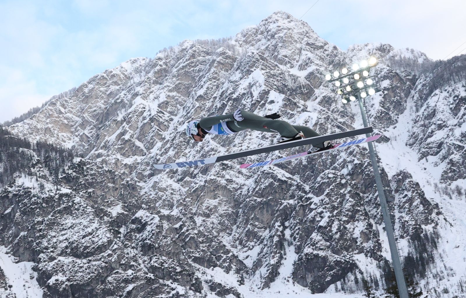 epa10500792 Johann Andre Forfang of Norway in action during the trial round of the Ski Jumping Individual Men HS 138 competition at the FIS Nordic Skiing World Championships in Planica, Slovenia, 03 March 2023.  EPA/Grzegorz Momot POLAND OUT
