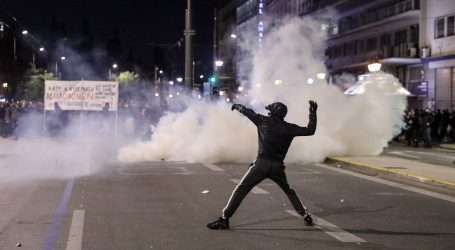 Novi sukobi policije i prosvjednika u Ateni zbog željezničke nesreće