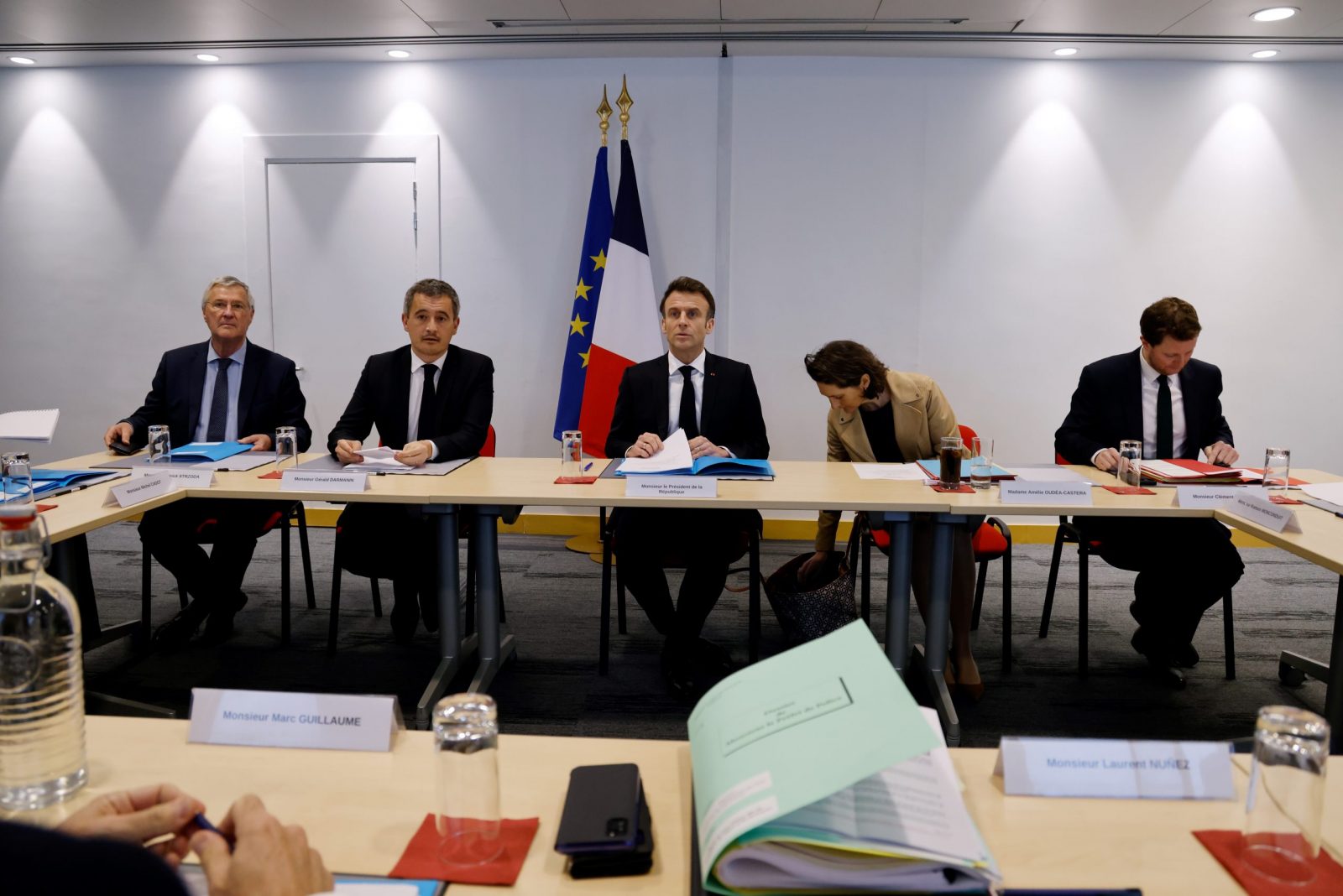 epa10522569 (L-R) French president's Chief of Staff Patrick Strzoda, French Interior and Overseas Minister Gerald Darmanin, French President Emmanuel Macron, French Sports Minister Amelie Oudea-Castera, and French Junior Minister for Transports Clement Beaune attend a working meeting 500 days ahead of the Paris 2024 Summer Olympic and Paralympic Games at the Paris and Ile-de-France Prefecture in Paris, France, 14 March 2023. The Paris 2024 Summer Olympics are held from 26 July to 11 Ausgust 2024.  EPA/LUDOVIC MARIN / POOL  MAXPPP OUT