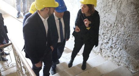 Resorni ministri i gradonačelnik obišli radove na obnovi zgrada u Zagrebu
