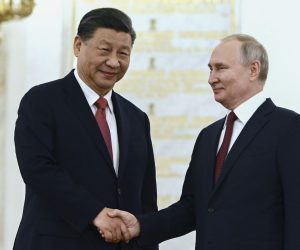epa10535018 Chinese President Xi Jinping (L) shakes hands with Russian President Vladimir Putin (R) during a welcome ceremony before the Russia - China talks in narrow format at the Kremlin in Moscow, Russia, 21 March 2023. Chinese President Xi Jinping arrived in Moscow on a three-day visit, from March 20 to 22, according to Russian and Chinese state agencies. Xi Jinping visits Russia on improving joint partnerships and developing key areas of Russian-Chinese economic cooperation.  EPA/ALEXEY MAYSHEV / SPUTNIK / KREMLIN POOL MANDATORY CREDIT