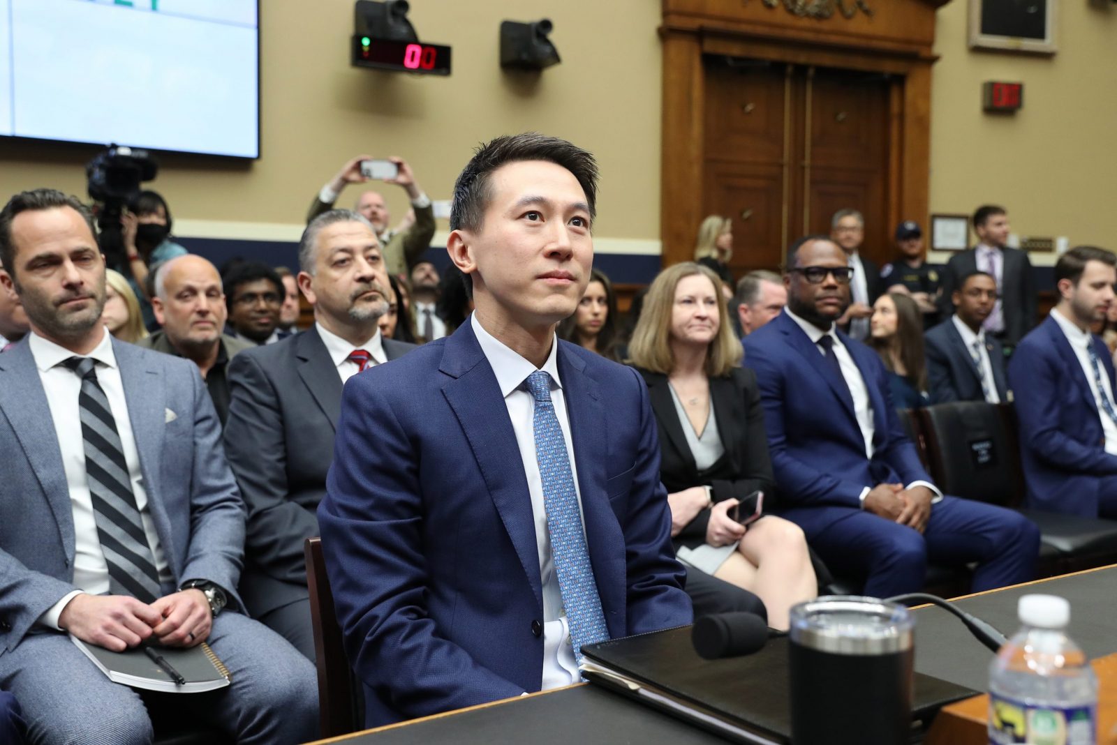 epa10538754 TikTok CEO Shou Zi Chew arrives to testify before the House Energy and Commerce Committee hearing TikTok - How Congress Can Safeguard American Data Privacy and Protect Children from Online Harms, on Capitol Hill in Washington, DC, USA, 23 March 2023.  EPA/MICHAEL REYNOLDS