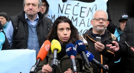 Održan prosvjed dostavljača Wolta. Katarina Peović: “Oni nemaju nikakvu zaštitu. Radnici traže da se regulira njihov status”