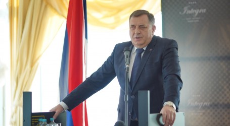 Dodik ogorčen zbog mjere Ustavnog suda, poziva se i na Dayton: “Ismijavaju Ustav i od BiH prave smiješnu državu”