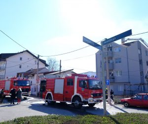 12.03.2023., Zagreb - Na Ferenscici je izbio pozar koji vatrogasci jos uvijek gase. Photo: Slaven Branislav Babic/PIXSELL