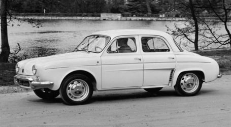 Renault Dauphine, mala francuska limuzina, europski hit, predstavljen prije 67 godina