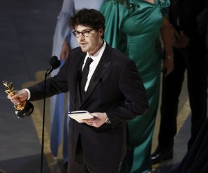 epa10518571 Daniel Roher after winning the Oscar for Best Documentary Feature for 'Navalny' during the 95th annual Academy Awards ceremony at the Dolby Theatre in Hollywood, Los Angeles, California, USA, 12 March 2023. The Oscars are presented for outstanding individual or collective efforts in filmmaking in 24 categories.  EPA/ETIENNE LAURENT