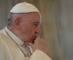 Papa Franjo prihvatio ostavku njemačkog biskupa Bodea