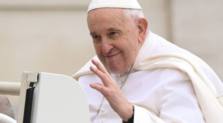 Papa Franjo će predvoditi misu na Cvjetnicu nakon boravka u bolnici