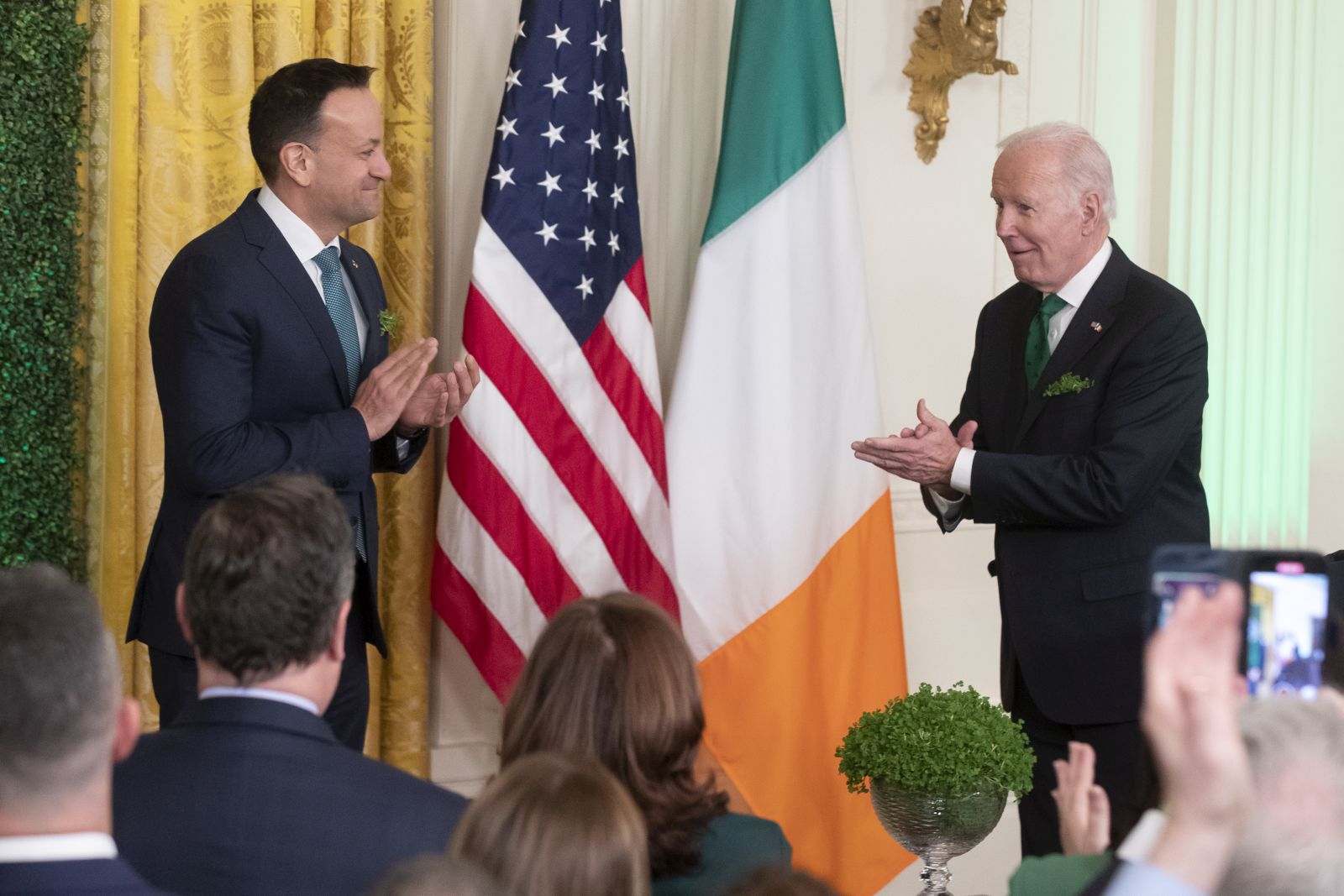 epa10529192 US President Joe Biden (R) and Taoiseach of Ireland, Leo Varadkar (L), attend an event to celebrate Saint Patrick's Day in the East Room of the White House, in Washington, DC, USA, 17 March 2023.  EPA/MICHAEL REYNOLDS