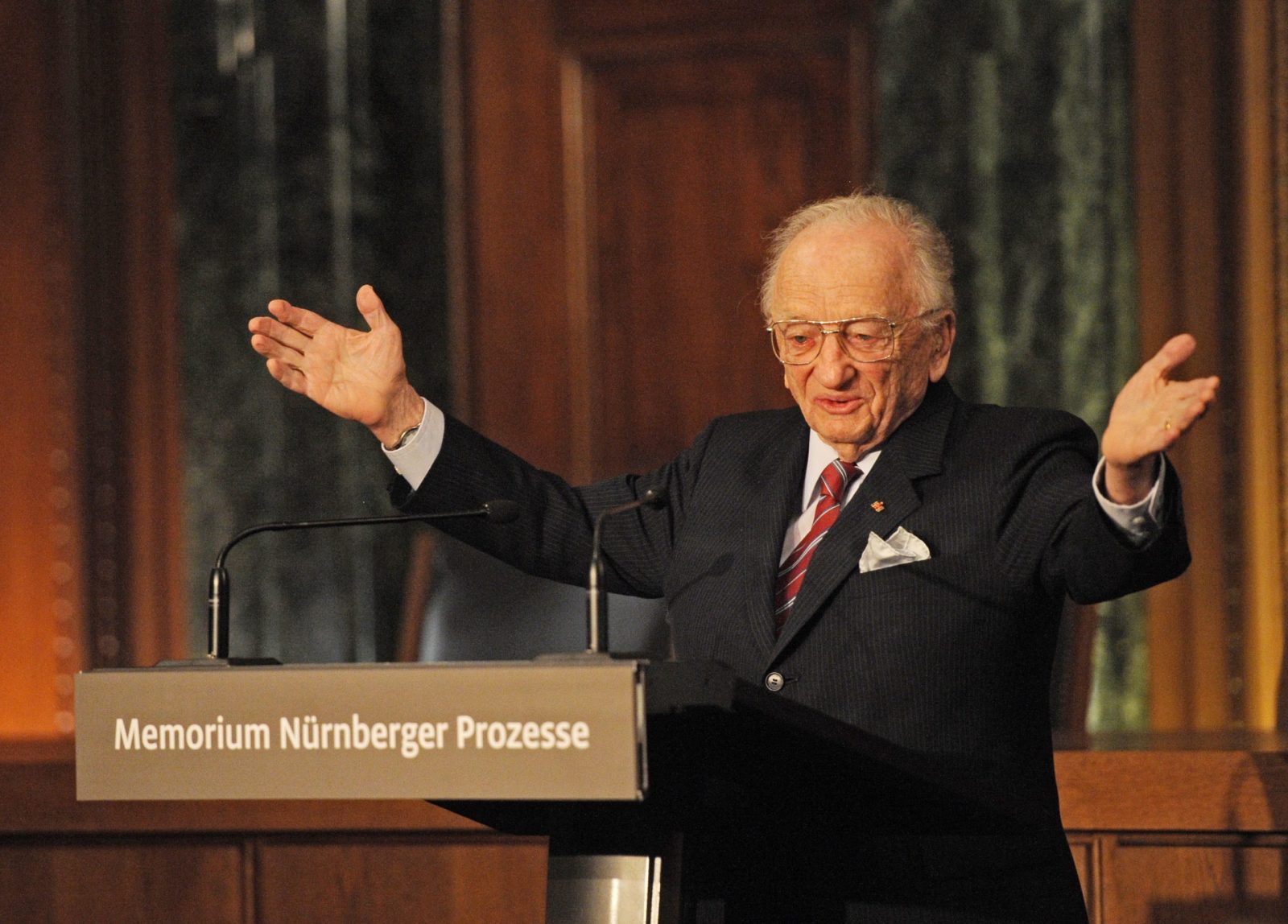 epa10565976 (FILE) - Former chief prosecutor of the Einsatzgruppen Trial Benjamin Ferencz speaks at the opening of the 'Nuremberg Trials Memorium' at the regional court Nuremberg-Fuerth in Nuremberg, Germany, 21 November 2010 (reissued 09 April 2023). Ferencz, the last surviving Nuerenberg prosecutor, died on the night of 07 April in Florida aged 103, the US Holocaust Museum confirmed on 08 April.  EPA/ARMINA WEIGEL  GERMANY OUT *** Local Caption *** 02459446