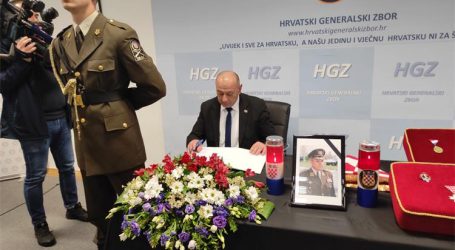 Održana komemoracija u počast general bojnika Zvonimira Skendera. Ministar Medved: “Bio je vojnička i moralna vertikala”