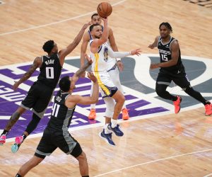 Apr 15, 2023; Sacramento, California, USA; Golden State Warriors guard Stephen Curry (30) misses a three point shot at the buzzer next to Sacramento Kings guard Malik Monk (0) in the fourth quarter during game one of the 2023 NBA playoffs at the Golden 1 Center. Mandatory Credit: Cary Edmondson-USA TODAY Sports Photo: Cary Edmondson/REUTERS