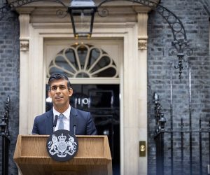 25/10/2022. London, United Kingdom. Prime Minister Rishi Sunak arrives in Downing Street. Picture by Lauren Hurley / No 10 Downing Street