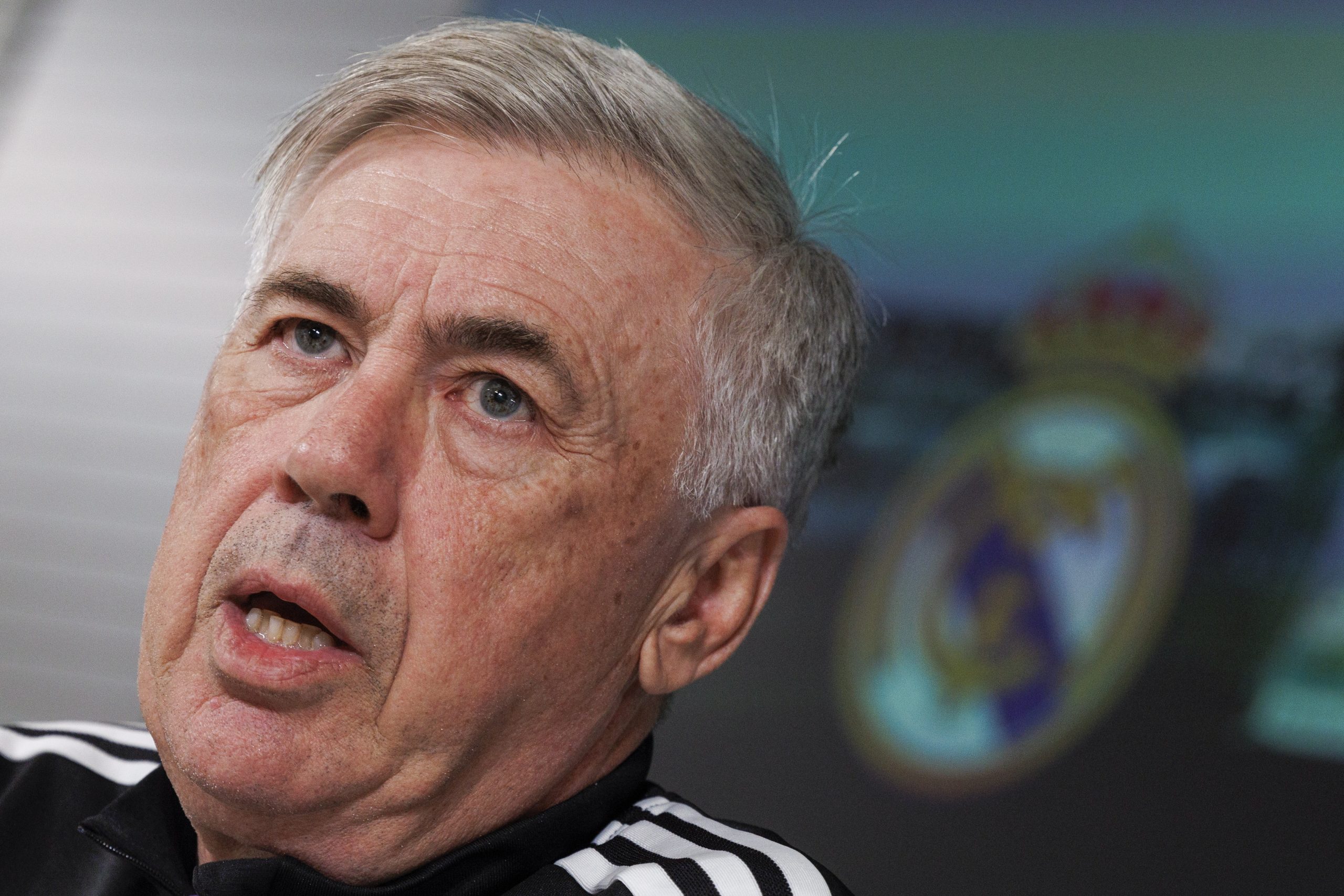 epa10502379 Real Madrid's head coach Carlo Ancelotti attends a press conference following the team's training session held at Valdebebas sports complex, Madrid, Spain, 04 March 2023. Real Madrid will face Real Betis in a Spanish LaLiga soccer match on 05 March 2023.  EPA/Sergio Perez