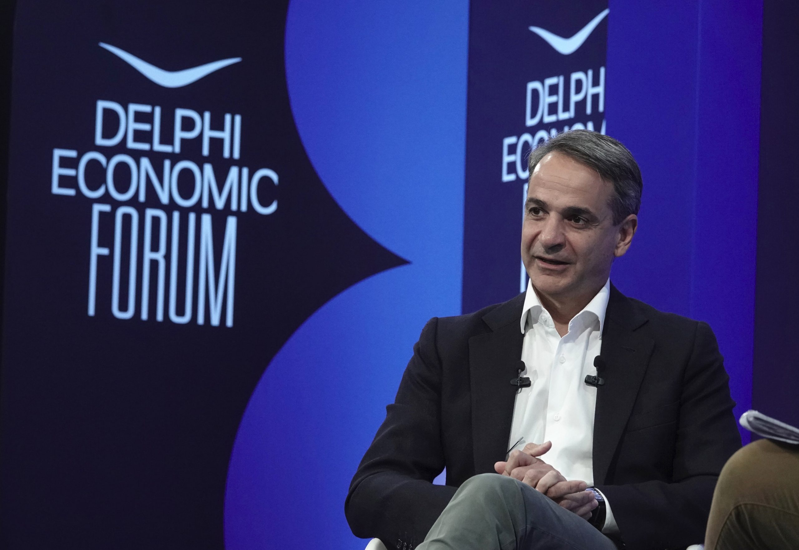 epa10597332 Greek Prime Minister Kyriakos Mitsotakis speaks speaks during the Delphi Economic Forum VIII in Delphi, Greece, 28 April 2023. The Forum engages political, economic, business and academic leaders in an effort to address emerging challenges, influence the national and regional agendas and promote sustainable and socially responsible growth policies for Europe, the wider Eastern Mediterranean and Greece, according to the event’s organizers.  EPA/CHARIS AKRIVIADIS