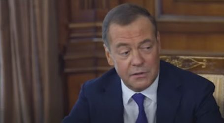 Medvedev: “Biden je donio odluku. Očajni djedica”