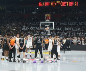 epa10609040 A minute of silence ahead of the Euroleague basketball match between Partizan Belgrade and Real Madrid in Belgrade, Serbia, 04 May 2023. A teenage student fatally shot seven girls, one boy and a security guard using two handguns, which he had taken from his father. Six children and a teacher were also injured in the attack that taken place at the "Vladislav Ribnikar" elementary school on 03 May 2023.  EPA/ANDREJ CUKIC