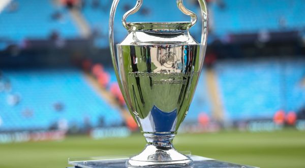 epa10634801 The Champions League trophy is displayed prior to the UEFA Champions League semi-finals, 2nd leg soccer match between Manchester City and Real Madrid in Manchester, Britain, 17 May 2023.  EPA/ADAM VAUGHAN