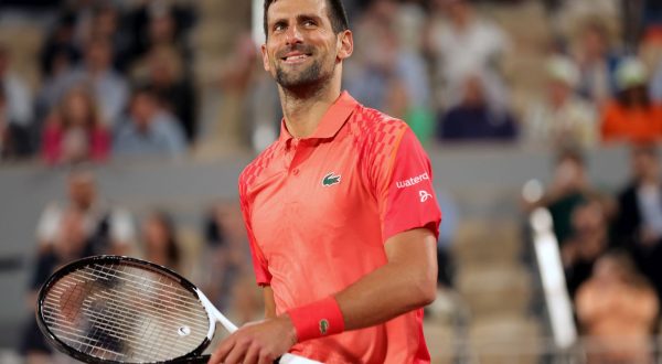 epa10665832 Novak Djokovic of Serbia reacts after winning against Marton Fucsovics of Hungary in their Men's Singles second round match during the French Open Grand Slam tennis tournament at Roland Garros in Paris, France, 31 May 2023.  EPA/TERESA SUAREZ