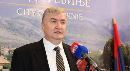Ljubiša Krunić: “Dodiku očigledno nije ovih dana lako, ali bar ima sreće što se uvijek može osloniti na prijatelje koji ga brane, poput Milanovića”