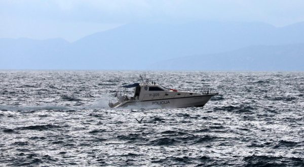 14.03.2023., Rijeka - Policijski gliser isplovljava iz rijecke luke.  Photo: Goran Kovacic/PIXSELL