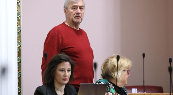 17.05.2023., Zagreb - Sabor 16. sjednicu, nakon slobodnih rasprava zastupnika, nastavlja raspravom o prijedlogu zakona o izvanparnicnom postupku. Photo: Patrik Macek/PIXSELL