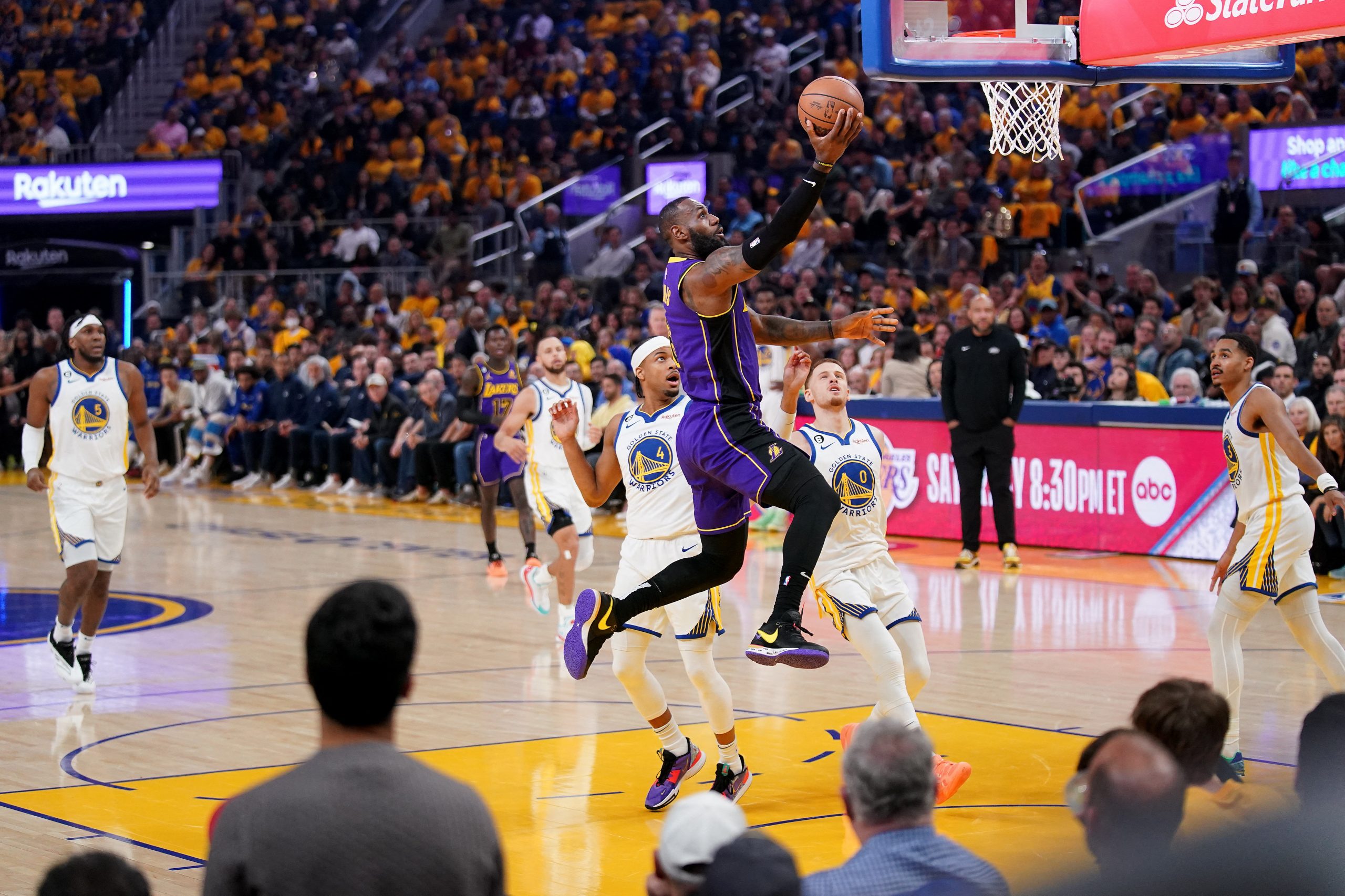 May 4, 2023; San Francisco, California, USA; Los Angeles Lakers forward LeBron James (6) makes a layup in front of Golden State Warriors guard Donte DiVincenzo (0) in the first quarter during game two of the 2023 NBA playoffs at the Chase Center. Mandatory Credit: Cary Edmondson-USA TODAY Sports Photo: Cary Edmondson/REUTERS