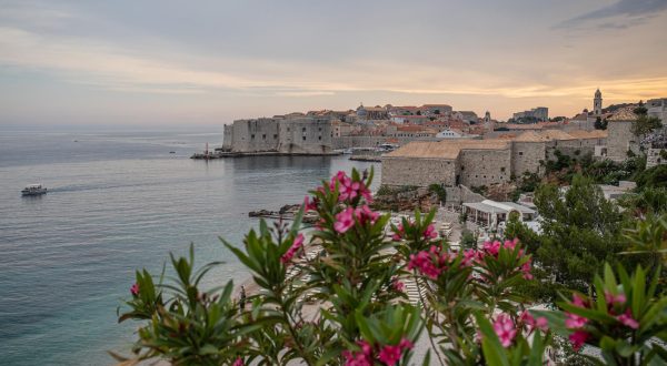 23.05.2023., Plaza Banje, Dubrovnik - Smiraj dana u Dubrovniku.
Photo: Grgo Jelavic/PIXSELL Photo: Grgo Jelavic/PIXSELL