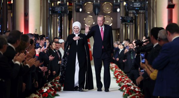 epa10670803 A handout photo made available by the Turkish Presidential Press Office shows Turkish President Recep Tayyip Erdogan (R) and his wife Emine Erdogan (L) attending his inauguration ceremony at the presidential palace in Ankara, Turkey, 03 June 2023. Erdogan won Turkey's presidential run-off on 28 May and was re-elected president, according to Turkey's Supreme Election Council.  EPA/TURKISH PRESIDENTIAL PRESS OFFICE / HANDOUT  HANDOUT EDITORIAL USE ONLY/NO SALES