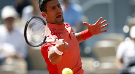 Srpski tenisač Novak Đoković lako se plasirao u četvrtfinale Roland Garrosa