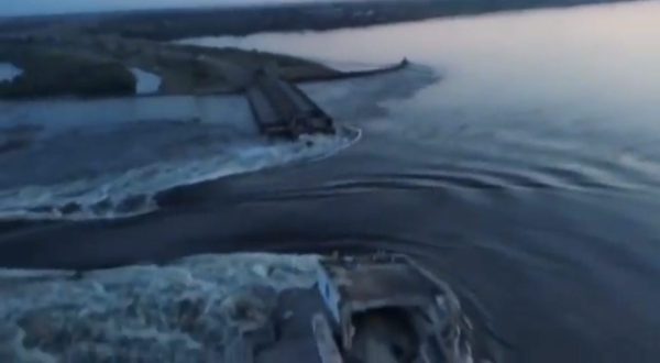 epa10675812 A still image taken from a handout video made available by the telegram account of the President of Ukraine, Volodymyr Zelensky on 06 June 2023 of water running through a breakthrough in the Kakhovka dam, in Kakhovka, Kherson region, southern Ukraine, amid the Russian invasion. Ukraine has accused Russian forces to have destroyed a critical dam and hydroelectric power plant on the Dnieper River along the front line in southern Ukraine on 06 June. A number of settlements were completely or partially flooded, Kherson region governor Oleksandr Prokudin said on telegram. Russian troops entered Ukraine on 24 February 2022 starting a conflict that has provoked destruction and a humanitarian crisis.  EPA/OFFICIAL CHANNEL PRESIDENT OF UKRAINE VOLODYMYR ZELENSKIY HANDOU -- MANDATORY CREDIT: OFFICIAL CHANNEL OF THE PRESIDENT OF UKRAINE VOLODYMYR ZELENSKIY -- BEST QUALITY AVAILABLE -- HANDOUT EDITORIAL USE ONLY/NO SALES