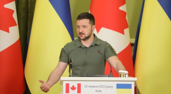 epa10683371 Ukraine's President Volodymyr Zelensky addresses a joint press conference with Canada's Prime Minister Justin Trudeau (not pictured) in Kyiv (Kiev), Ukraine, 10 June 2023, amid the Russian invasion.  EPA/OLEG PETRASYUK