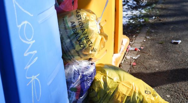 25.01.2022., Zagreb, Odlaganje otpada i razvrstavanje smeca Photo: Emica Elvedji/PIXSELL