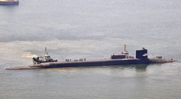 epa10694151 The USS Michigan, a nuclear-powered guided missile submarine, enters the South Korean naval base in Busan, South Korea, 16 June 2023.  EPA/YONHAP SOUTH KOREA OUT