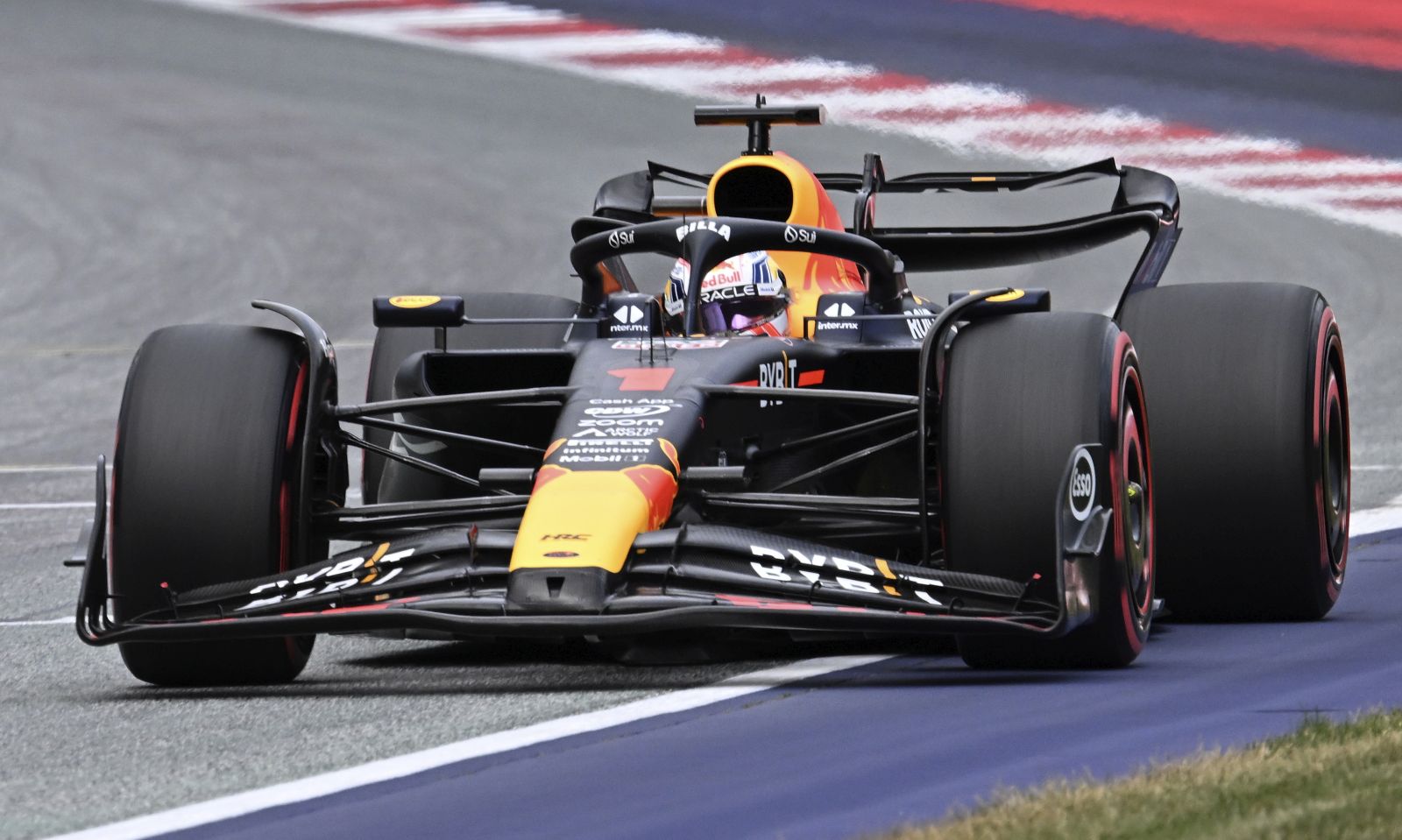 epa10719468 Dutch Formula One driver Max Verstappen of Red Bull Racing during the Qualifying for the 2023 Austrian Grand Prix, at the Red Bull Ring race track in Spielberg, Austria, 30 June 2023. The Formula 1 Grand Prix of Austria will be held on 02 July 2023.  EPA/CHRISTIAN BRUNA