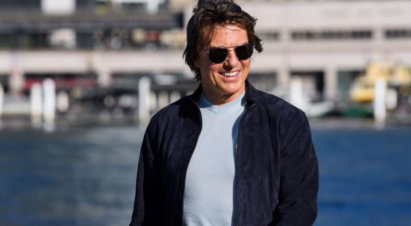 epa10721957 US actor Tom Cruise arrives for a 'Mission Impossible - Dead Reckoning Part One' media call, in Sydney, Australia, 02 July 2023.  EPA/BIANCA DE MARCHI AUSTRALIA AND NEW ZEALAND OUT