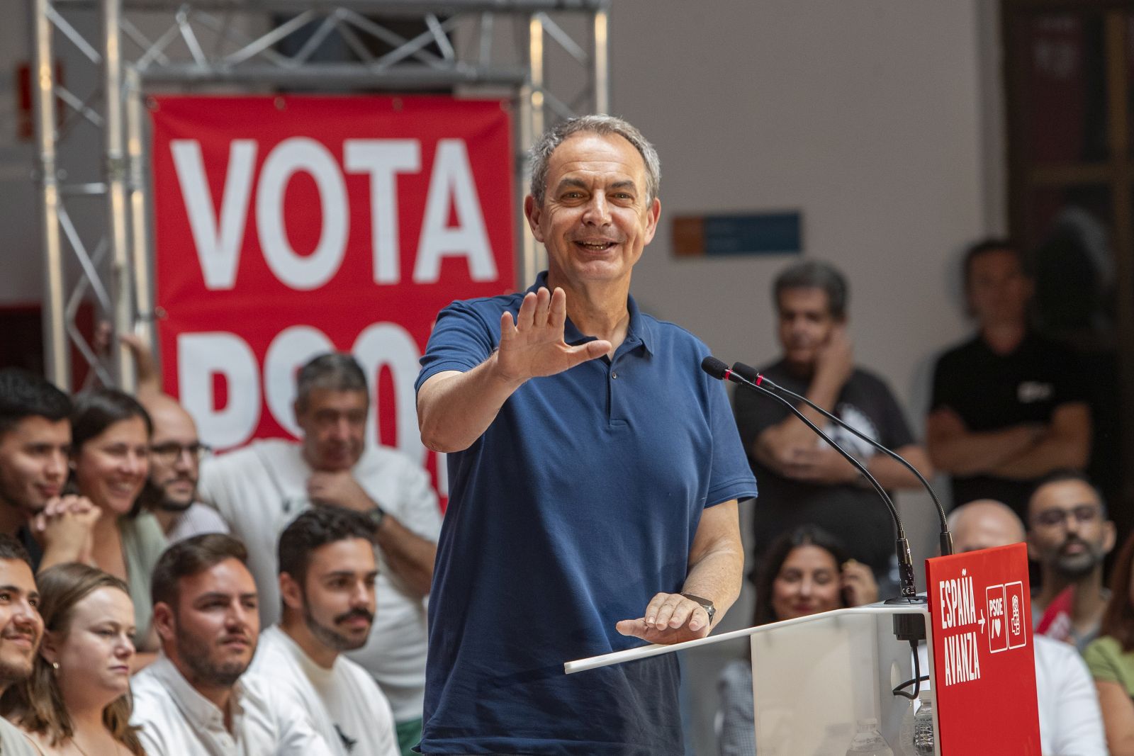 epaselect epa10759925 Spain's former Prime Minister Jose Luis Rodriguez Zapatero delivers a speech during an electoral event of the socialist party PSOE in Madrid, Spain, 21 July 2023. Upcoming general elections will be taking place 23 July 2023.  EPA/Román Ríos