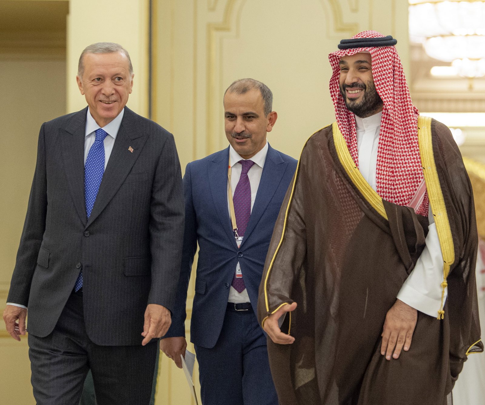 epa10752595 A handout photo made available by Saudi Royal Palace shows Saudi Crown Prince Mohammed bin Salaman (R) welcoming Turkey's President Recep Tayyip Erdogan (L) in Jeddah, Saudi Arabia, 17 July 2023 (issued 18 July 2023). Erdogan had talks with the Saudi Crown Prince and witnessed the signing of bilateral agreements.  EPA/BANDAR AL-JALOUD HANDOUT  HANDOUT EDITORIAL USE ONLY/NO SALES
