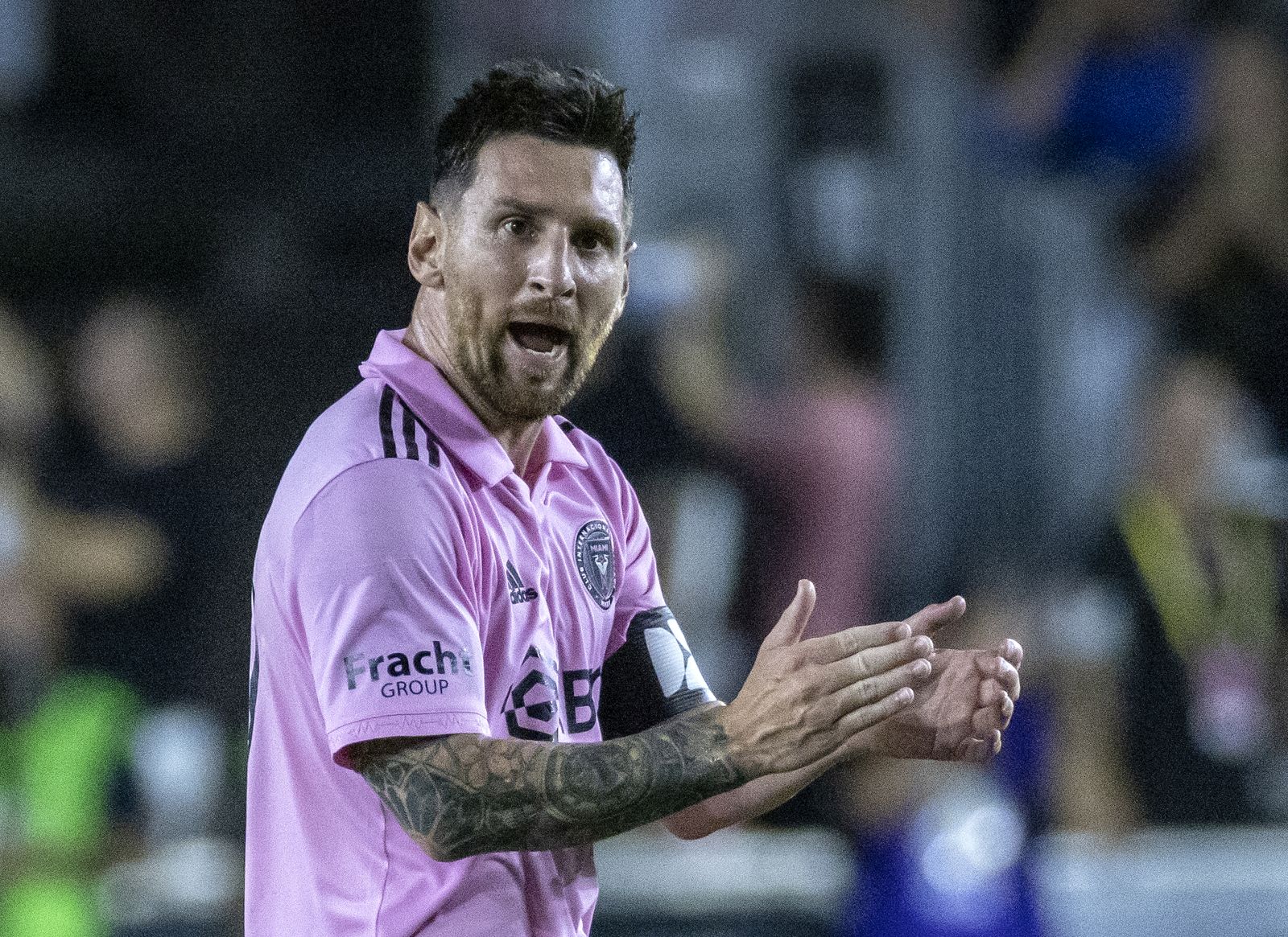 epa10761290 Inter Miami CF player Argentine Lionel Messi celebrates his goal during the Soccer Leagues Cup match between Cruz Azul and Inter Miami CF outside DRV PNK Stadium in Fort Lauderdale, Florida, USA, 21 July 2023.  EPA/CRISTOBAL HERRERA-ULASHKEVICH