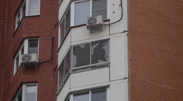 epa10813159 Broken windows on a residential building the morning after two drones were shot down in Krasnogorsk, Moscow region, Russia, 22 August 2023. One injured and no casualties were reported when two drones were shot down in the sky over the Moscow region, Governor Andrei Vorobyov said on 22 August. The Russian Ministry of Defense said that two Ukrainian drones were shot down over the Moscow region on the night between 21 and 22 August, and that electronic warfare (EW) brought down two more drones in the Bryansk region.  EPA/YURI KOCHETKOV