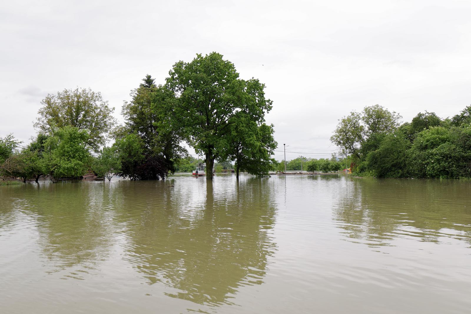 18.05.2023., Karlovac - Poplavljeno podrucje u naselju Selce uz rijeku Kupu. Photo: Luka Stanzl/PIXSELL