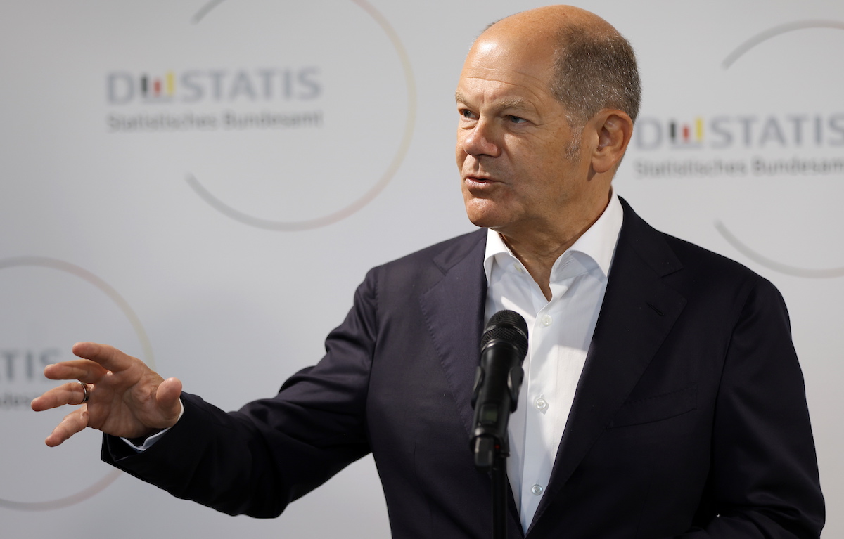 epa10794538 German Chancellor Olaf Scholz gives a statement during his visit at the Federal Statistical Office on the occasion of its 75th anniversary in Wiesbaden, Germany, 11 August 2023.  EPA/RONALD WITTEK