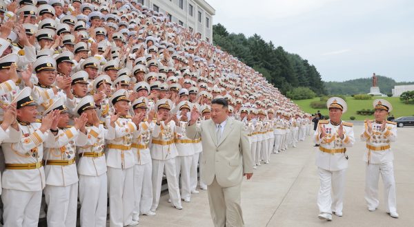 epa10826272 A photo released by the official North Korean Central News Agency (KCNA) shows North Korean leader Kim Jong Un (C) visiting the KPA Navy Command ahead of the Navy Day celebrations, in Pyongyang, North Korea, 27 August 2023 (issued 29 August 2023).  EPA/KCNA   EDITORIAL USE ONLY  EDITORIAL USE ONLY
