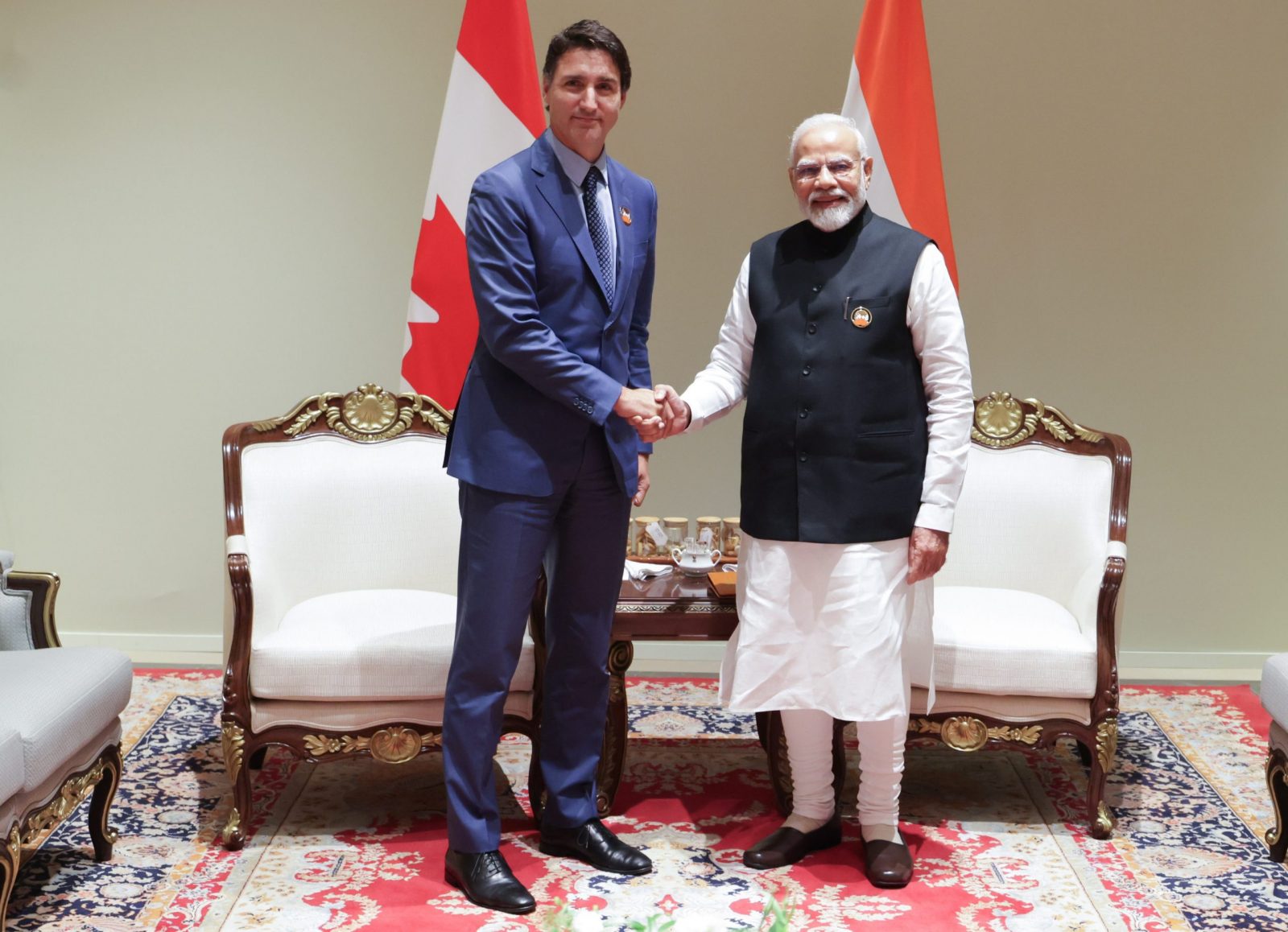 epa10852833 A handout picture made available by The Ministry of External Affairs (MEA) of India, shows Indian Prime Minister Narendra Modi(R), during a bilateral discussions with Prime Minister of Canada, Justin Trudeau (L), in New Delhi, 10 September 2023, on the closing day of the G20 Summit. The G20 Heads of State and Government summit took place in the Indian capital on 09 and 10 September.  EPA/MEA / HANDOUT  HANDOUT EDITORIAL USE ONLY/NO SALES