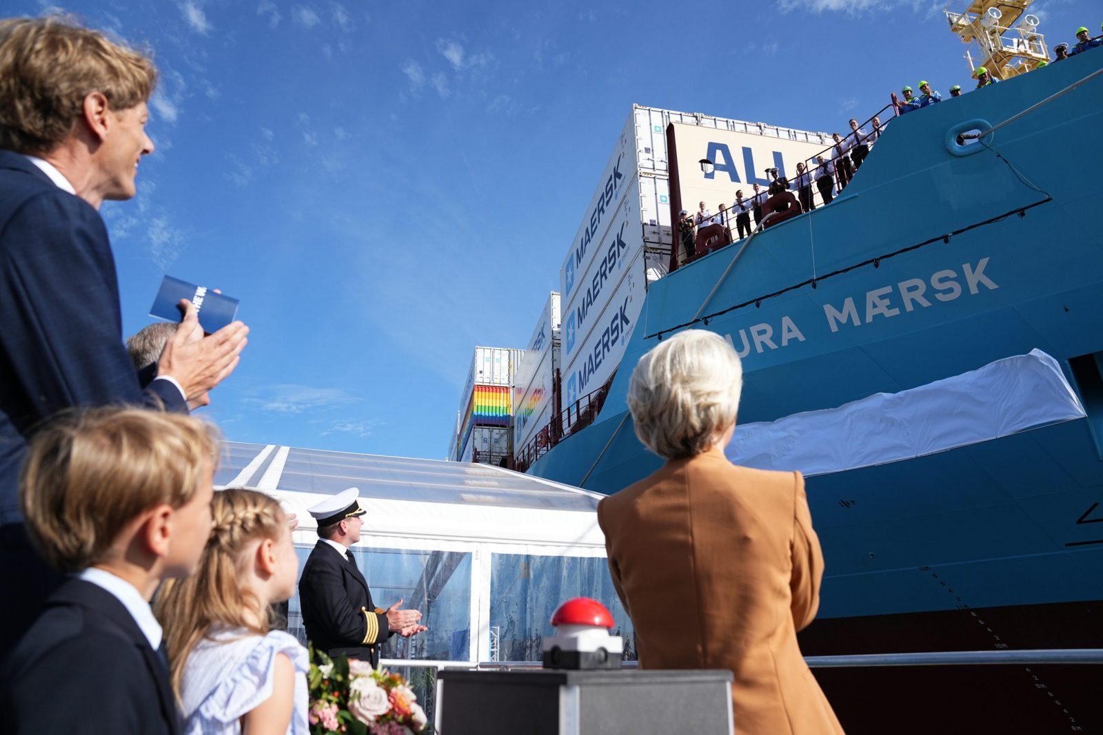 epa10859791 CEO, A.P. Moller Holding A/S, Robert Maersk Uggla (left) and EU Commission President, Ursula von der Leyen (back) during the name giving ceremony of the world's first methanol-enabled container vessel in Copenhagen, Denmark, 14 September 2023. Danish shipping company A.P. Moller-Maersk is the first company in the world to introduce a methanol-enabled container vessel. The vessel will be named "Laura Maersk'' by EU Commission President Ursula von der Leyen.  EPA/Mads Claus Rasmussen  DENMARK OUT DENMARK OUT