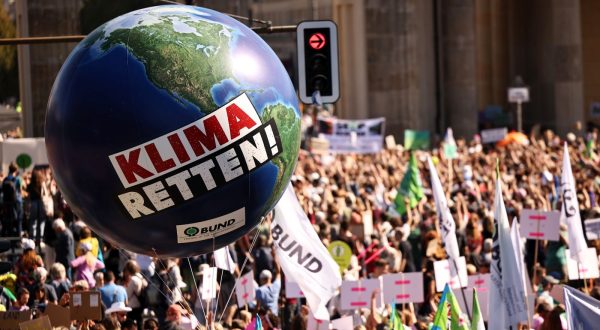 epa10861629 Demonstrators take part in the Global Climate Strike rally of Fridays for Future in Berlin, Germany, 15 September 2023. Fridays for Future called for a global climate strike on 15 September demanding a system change and climate justice.  EPA/CLEMENS BILAN